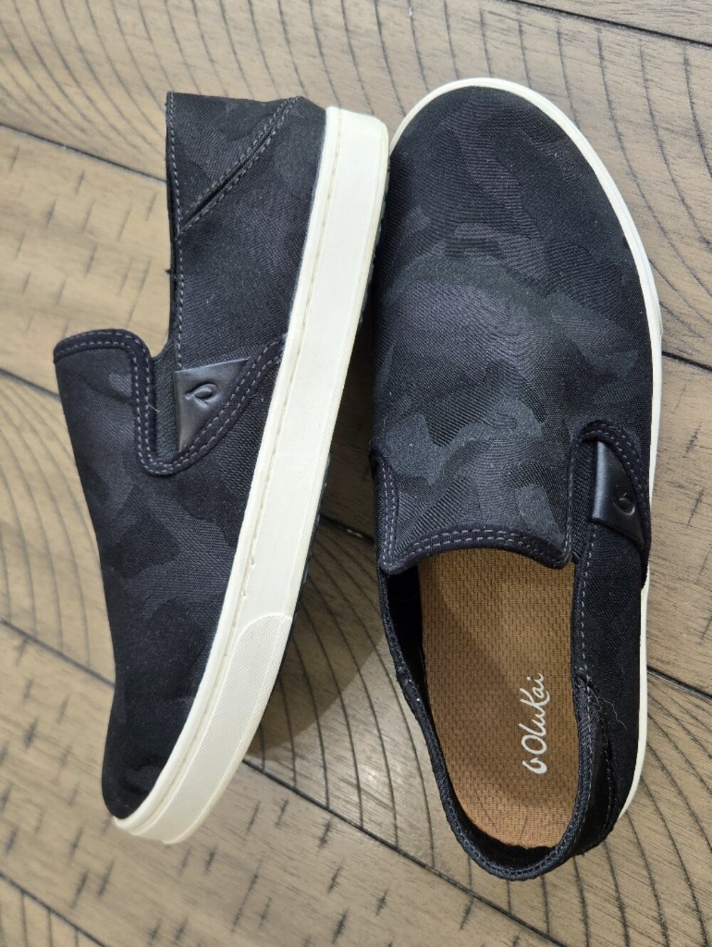 OluKai Women's Black Camo Slip-On Flats